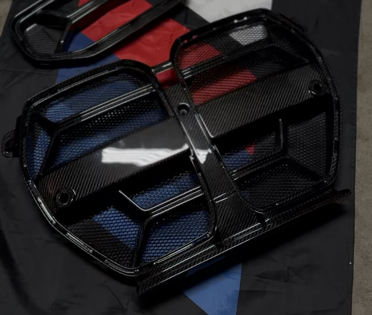G80/G82 Dry carbon fiber CSL style grill