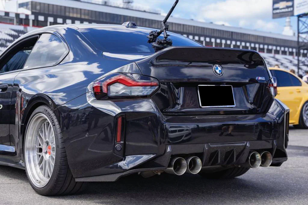G87 CSL style carbon fiber trunk