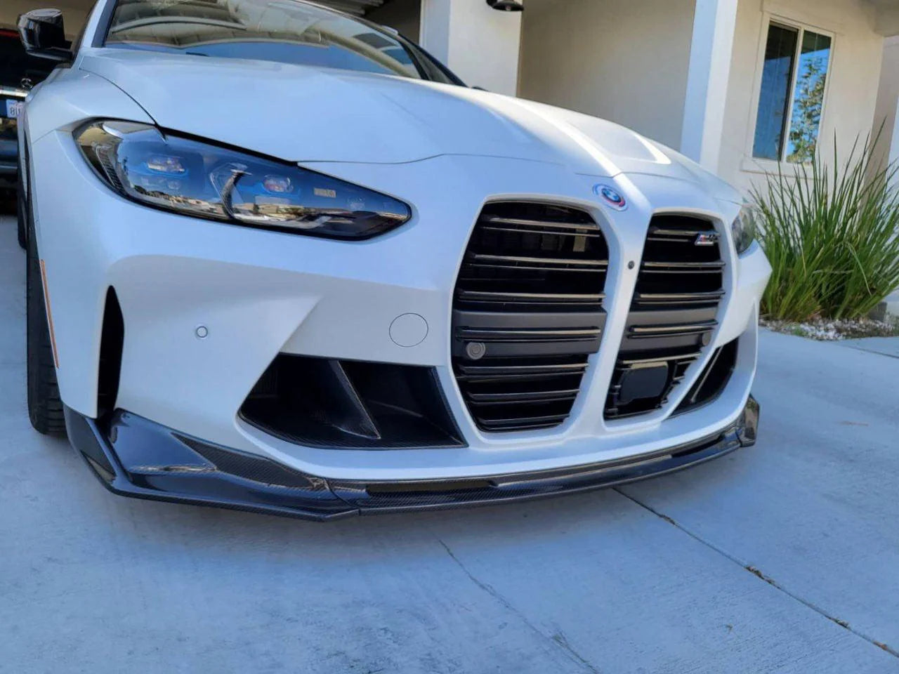 G8x Carbon V Style Front Lip